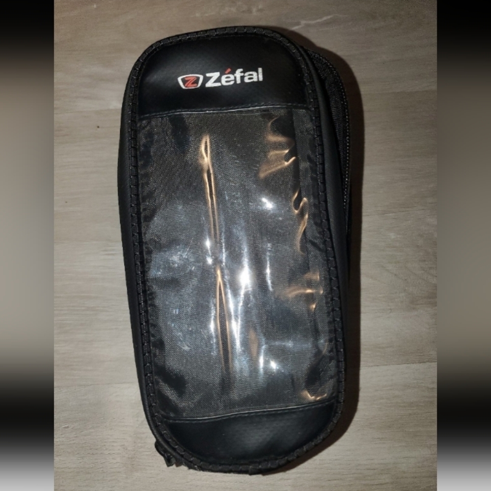 Zefal bicycle phone bag
